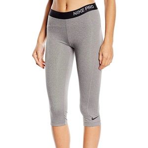 Nike pro cropped capri